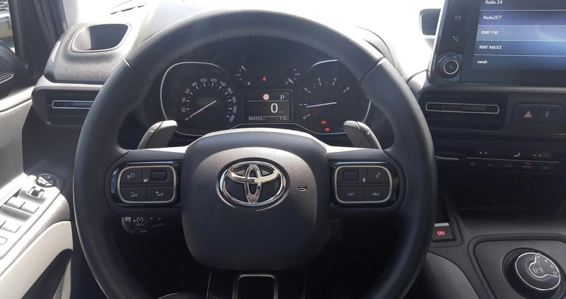 Toyota Proace City Verso cena 122800 przebieg: 4352, rok produkcji 2021 z Kunów małe 254